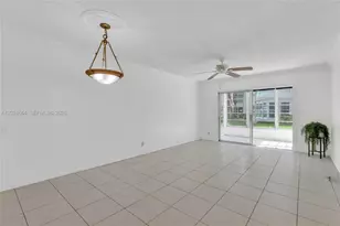 4805 NW 35th St, Lauderdale Lakes, FL 33319 - Photo 21