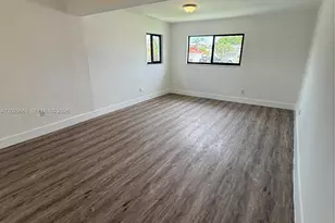 1014 W 66th St, Hialeah, FL 33012 - Photo 13