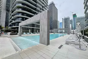 55 SW 9th St, Miami, FL 33130 - Photo 37