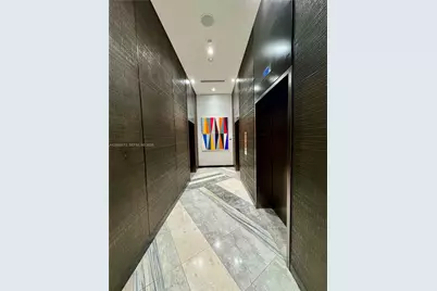 55 SW 9th St #3201, Miami, FL 33130 - Photo 23