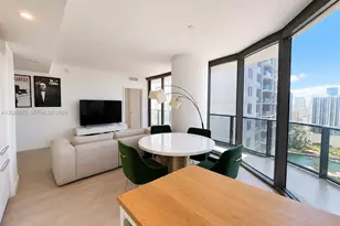 55 SW 9th St, Miami, FL 33130 - Photo 7