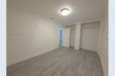 8420 NW 10th St, Pembroke Pines, FL 33024 - Photo 15
