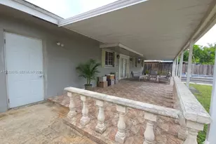 8420 NW 10th St, Pembroke Pines, FL 33024 - Photo 25