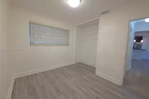 8420 NW 10th St, Pembroke Pines, FL 33024 - Photo 19