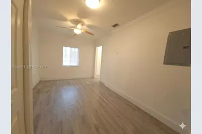 8420 NW 10th St, Pembroke Pines, FL 33024 - Photo 23