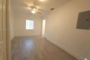 8420 NW 10th St, Pembroke Pines, FL 33024 - Photo 23