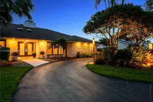 12926 SW 104th Pl, Miami, FL 33176 - Photo 3
