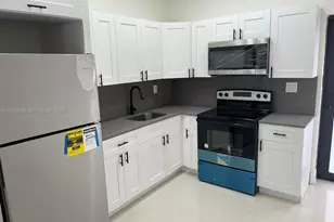 1800 NW 18th Terrace, Miami, FL 33125 - Photo 7