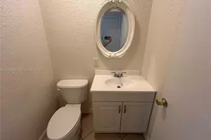 4815 NW 9th Dr, Plantation, FL 33317 - Photo 13
