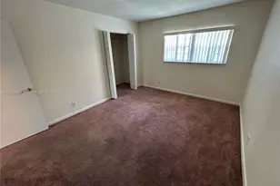 4815 NW 9th Dr, Plantation, FL 33317 - Photo 9