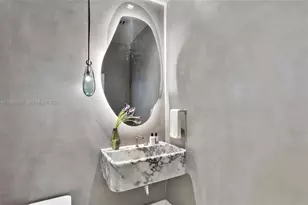 88 SW 7th St, Miami, FL 33130 - Photo 27