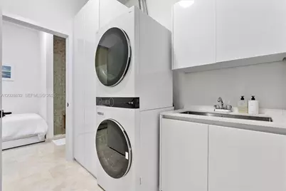 88 SW 7th St #4001, Miami, FL 33130 - Photo 65