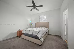 215 SE 37th Pl, Homestead, FL 33033 - Photo 13