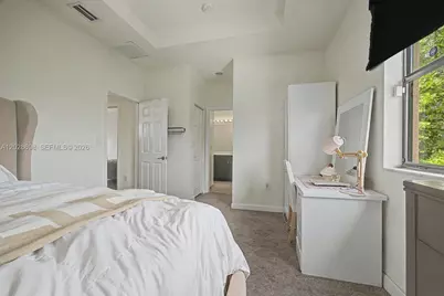 215 SE 37th Pl, Homestead, FL 33033 - Photo 19