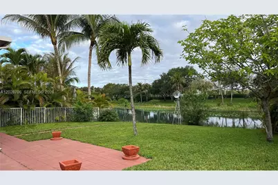 19409 NW 24th Pl, Pembroke Pines, FL 33029 - Photo 41