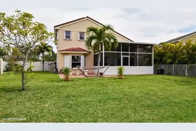 19409 NW 24th Pl, Pembroke Pines, FL 33029 - Photo 35