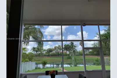 19409 NW 24th Pl, Pembroke Pines, FL 33029 - Photo 21