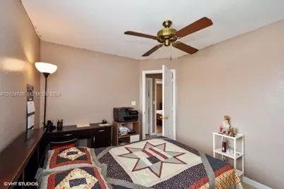 19409 NW 24th Pl, Pembroke Pines, FL 33029 - Photo 63