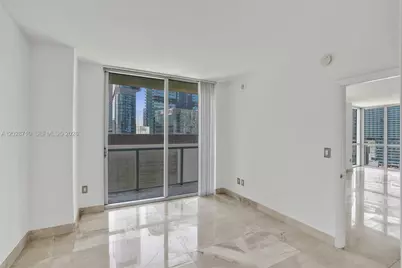 55 SE 6th St #1502, Miami, FL 33131 - Photo 17