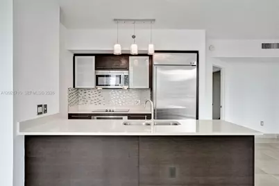 55 SE 6th St #1502, Miami, FL 33131 - Photo 5