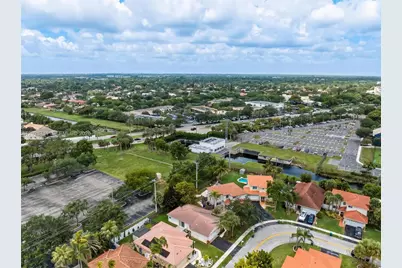 7950 NW 24th St, Margate, FL 33063 - Photo 31
