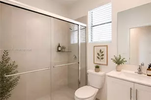 3448 W 110th Terrace, Hialeah, FL 33018 - Photo 9