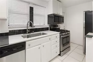 706 S 19th Ave, Hollywood, FL 33020 - Photo 9