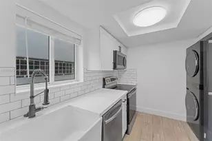 2415 NW 16th St Rd, Miami, FL 33125 - Photo 3