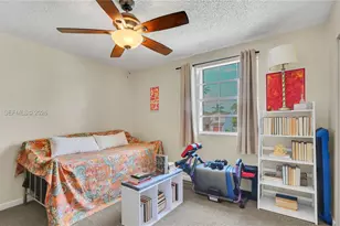 14000 Langley Pl, Davie, FL 33325 - Photo 15