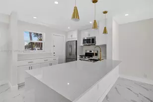 201 SE 11th Terrace, Dania Beach, FL 33004 - Photo 11