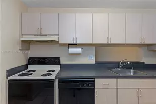 8760 SW 133rd Avenue Rd, Miami, FL 33183 - Photo 7
