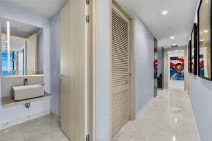 1000 Brickell Plaza, Miami, FL 33131 - Photo 25