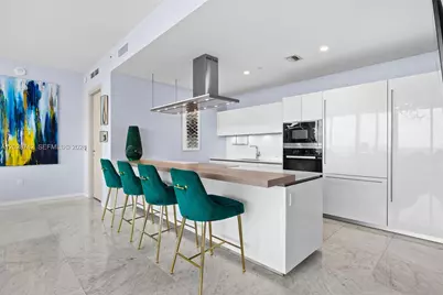 1000 Brickell Plz #PH5304, Miami, FL 33131 - Photo 17