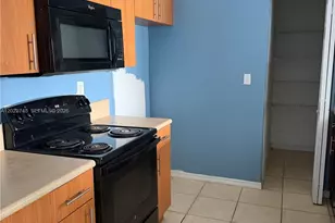 994 NE 42nd Terrace, Homestead, FL 33033 - Photo 5