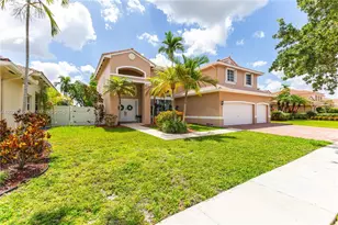 337 SW 188th Terrace, Pembroke Pines, FL 33029 - Photo 5