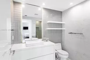 3801 Collins Ave, Miami Beach, FL 33140 - Photo 13