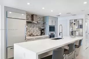 3801 Collins Ave, Miami Beach, FL 33140 - Photo 5