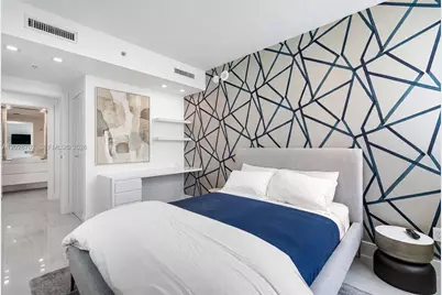 3801 Collins Ave #703, Miami Beach, FL 33140 - Photo 11