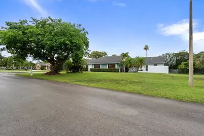 1571 NW 20th St, Homestead, FL 33030 - Photo 51