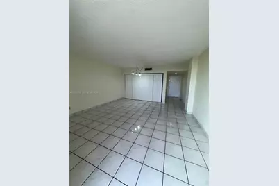 8625 NW 8th St #402, Miami, FL 33126 - Photo 5