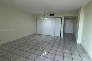 8625 NW 8th St, Miami, FL 33126 - Photo 5