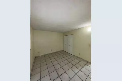 8625 NW 8th St #402, Miami, FL 33126 - Photo 19