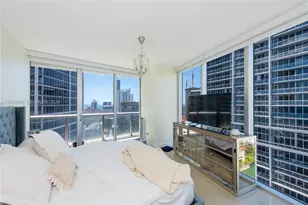 475 Brickell Ave, Miami, FL 33131 - Photo 11