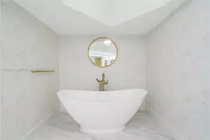 2800 Island Blvd, Aventura, FL 33160 - Photo 25