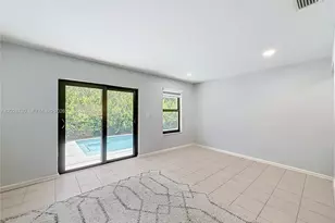 10460 NW 4th St, Plantation, FL 33324 - Photo 17