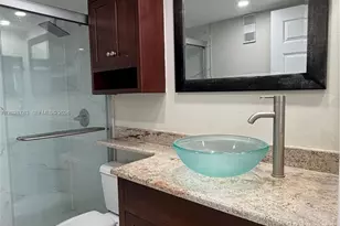 770 Claughton Island Dr, Miami, FL 33131 - Photo 11
