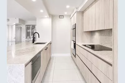 19667 Turnberry Way #6F, Aventura, FL 33180 - Photo 5