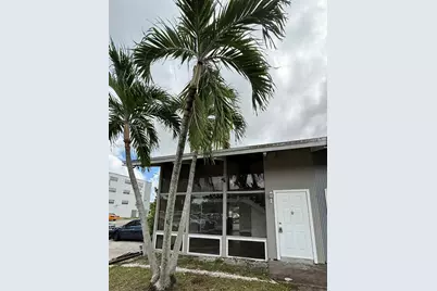 14310 NE 5th Pl, Miami, FL 33161 - Photo 1