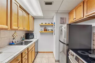 800 West Ave, Miami Beach, FL 33139 - Photo 15