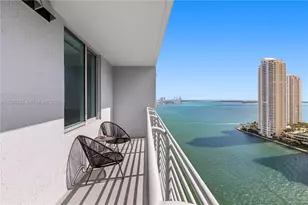 325 S Biscayne Blvd, Miami, FL 33131 - Photo 3